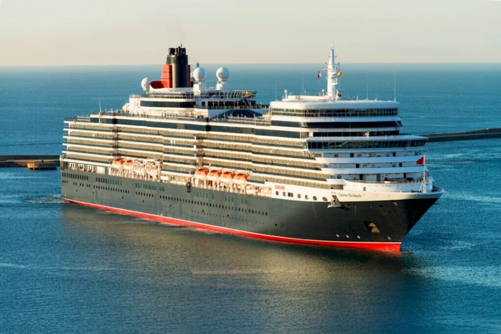 Cagliari 12/10/2015 - Cunard Queen Elisabeth enters the port of Cagliari in the early morning
