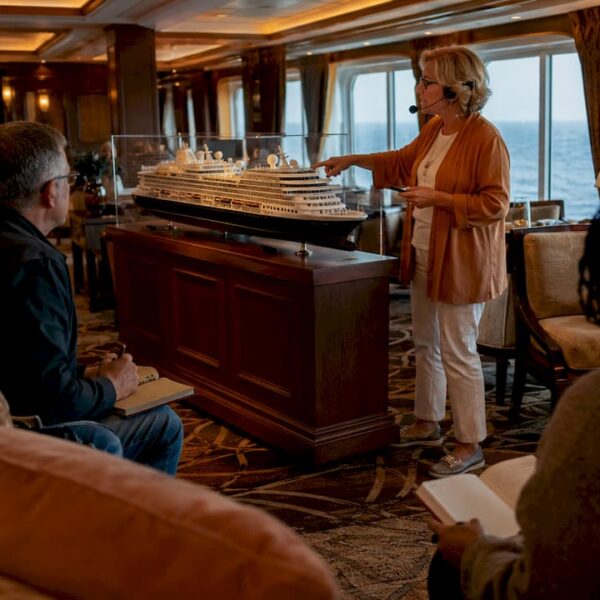 Types of Behind-the-Scenes Tours: Your Insider Guide