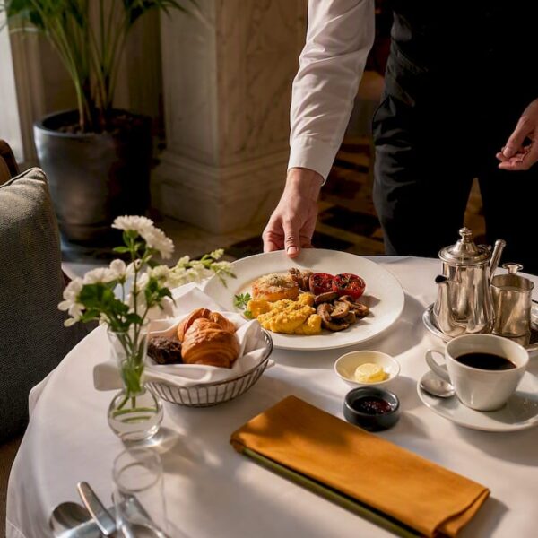 Save $150–$300 Per Stay: Virtuoso Benefits for Luxury Travelers